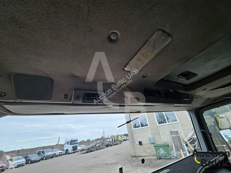 Camion Mercedes 930.05