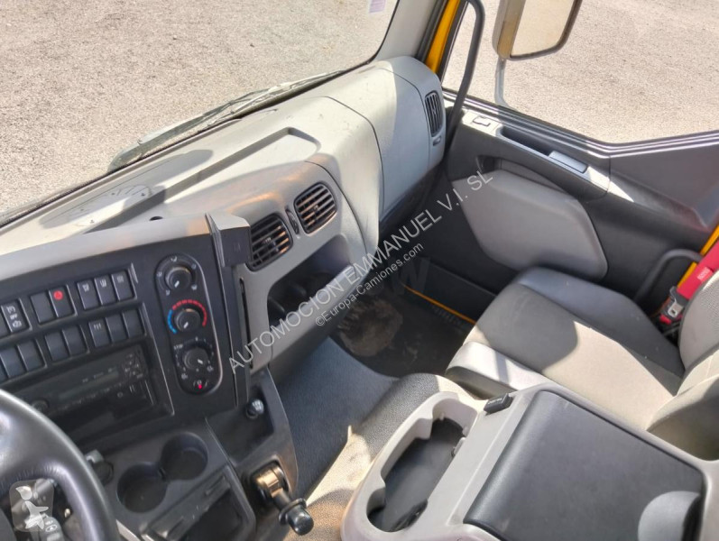 شاحنة Renault 240.12