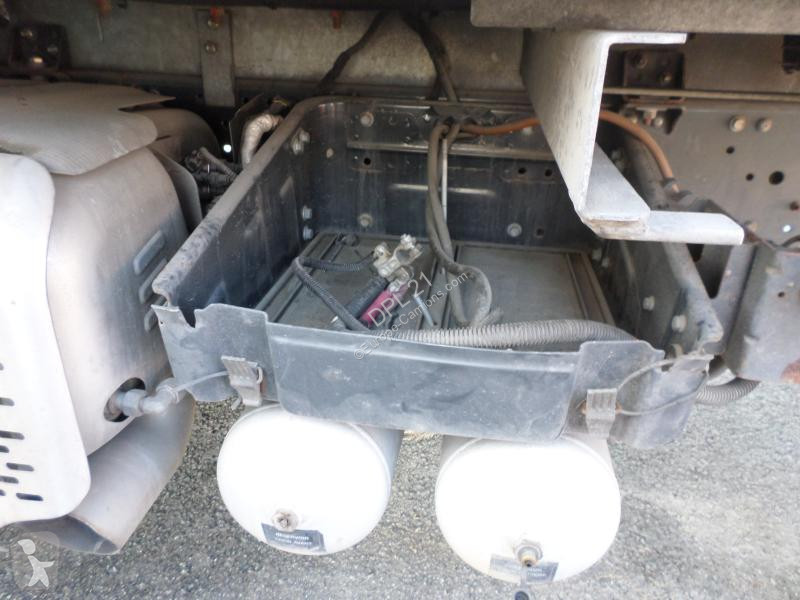 شاحنة Iveco 160E21