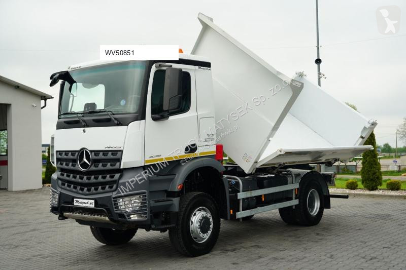 شاحنة Mercedes ACTROS 2038
