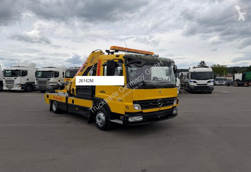شاحنة Mercedes 815