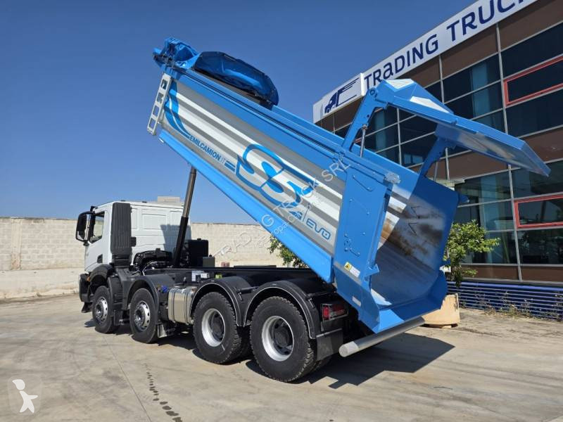 شاحنة Iveco