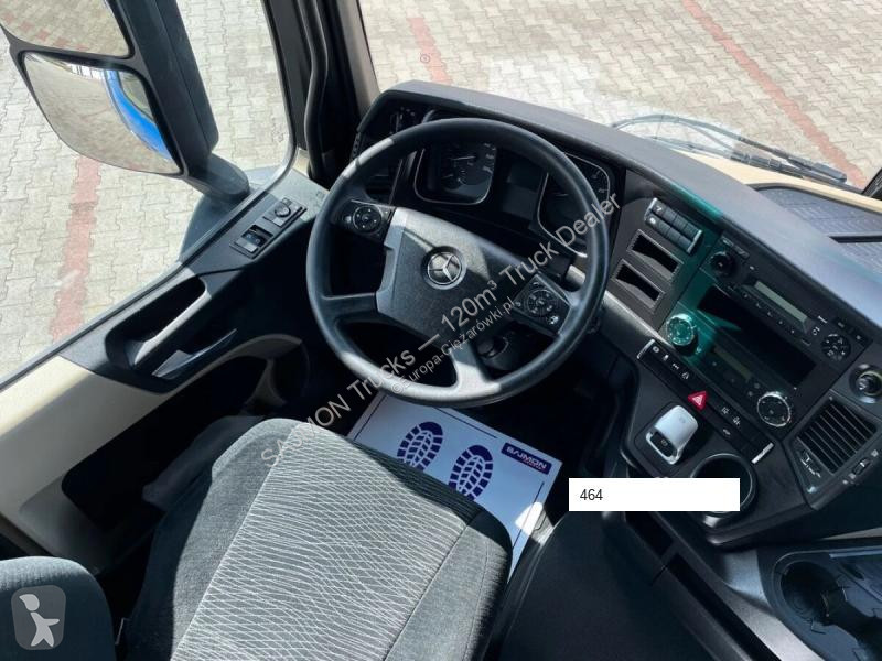 شاحنة Mercedes ACTROS F / PRZESTRZENNY 60M3 /...