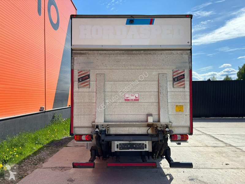 شاحنة Mercedes 818 4x2 THERMOKING V600 MAX