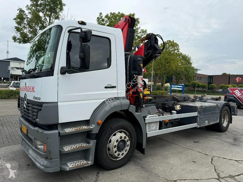 شاحنة Mercedes 1923 + 2011 FASSI F110 + 2011...