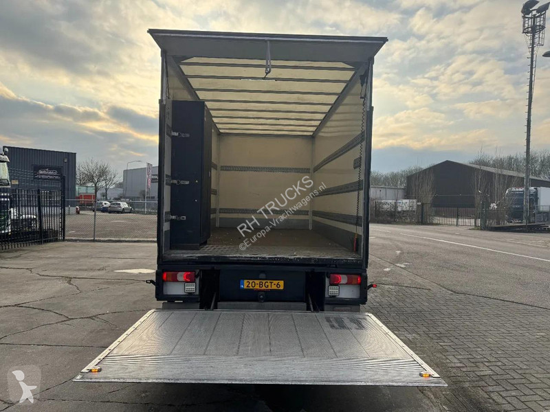 شاحنة Mercedes 1016 4X2 - EURO 6 + DHOLLANDIA LIFT