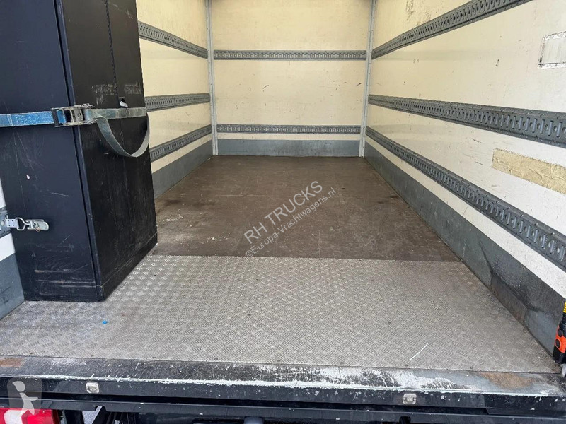 شاحنة Mercedes 1016 4X2 - EURO 6 + DHOLLANDIA LIFT