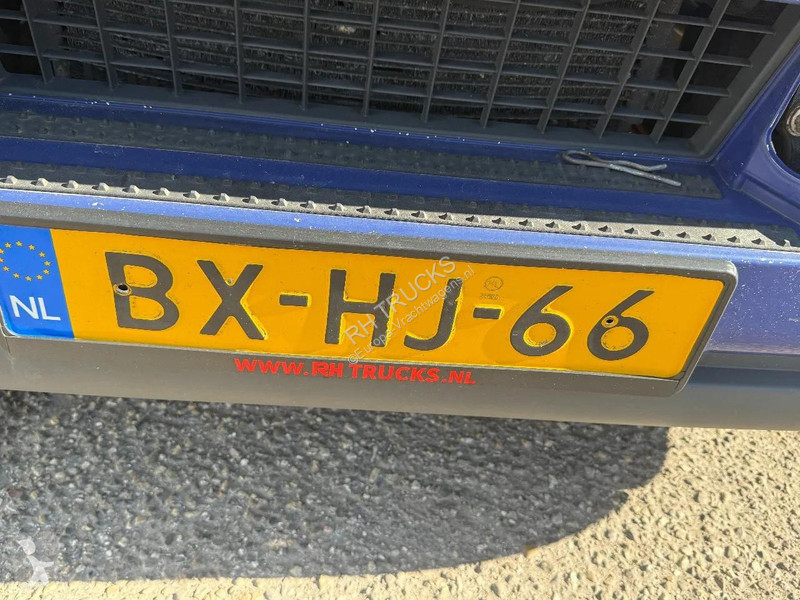 شاحنة Volvo 250 4X2 GESLOTEN BAK + KLEP