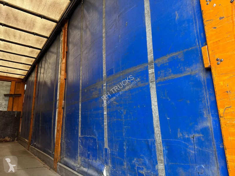 شاحنة Volvo 340 6X2 DHOLLANDIA 2000 KG CURTAINS