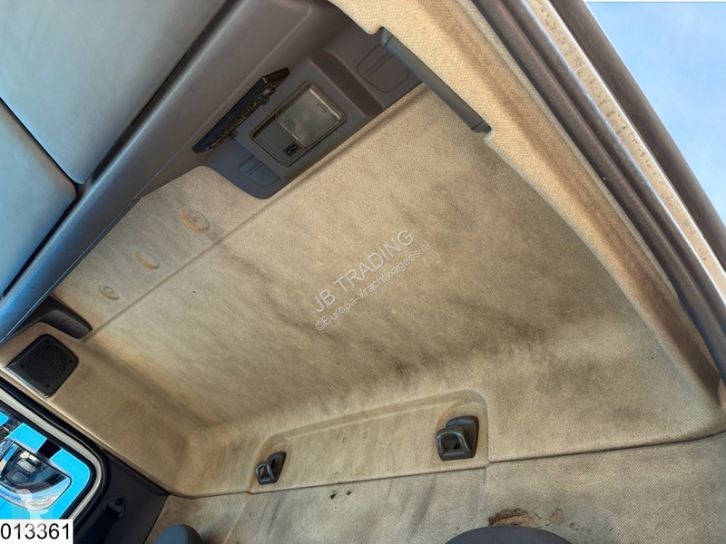 Lastbil Renault 220 EURO 3, Telma