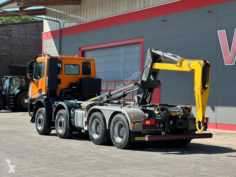 شاحنة Iveco XWay 480 8x4 BL  PALFINGER P24A AK...
