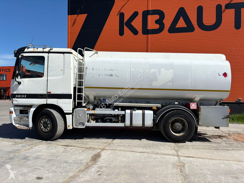 Camion Mercedes 1831 4x2 TANK 11000 l