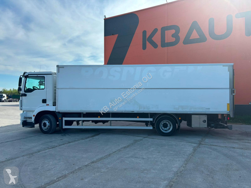 شاحنة MAN 12.250 4x2 BOX L=7055 mm