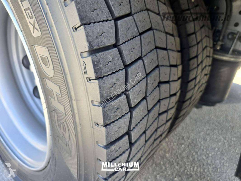 شاحنة Mercedes 18-35 EURO 6 ATTACCO BIGA KM 610000