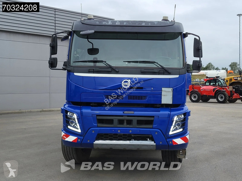 شاحنة Volvo 450 8X4 18m3 tipper Lift-Axle...