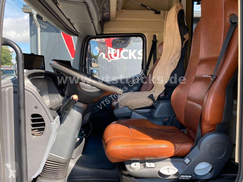 شاحنة Mercedes 818 Pferdetransporter