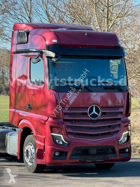 شاحنة Mercedes 2551 L 6x2...