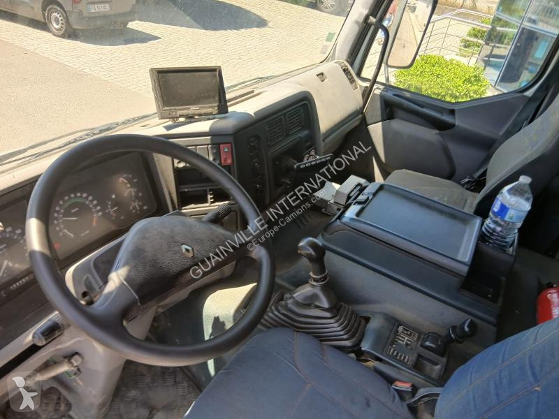 شاحنة Renault 300 DXI