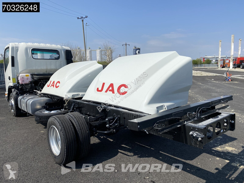 شاحنة JAC N 90 4X2 NEW! 9T Chassis Automatic...