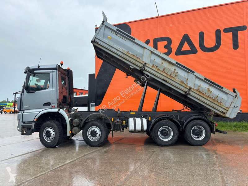 شاحنة Mercedes 3235 8x4 FULL STEEL / BOX L=6230 mm