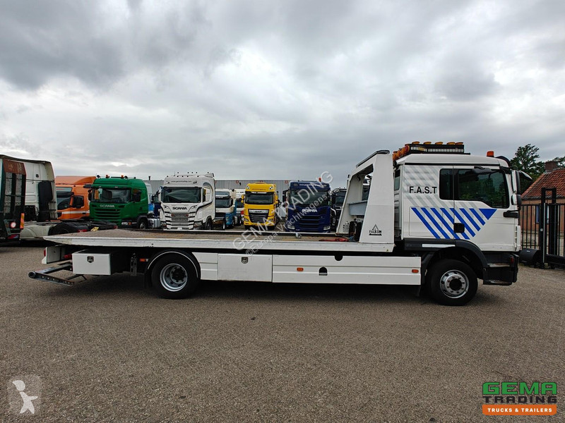 شاحنة MAN 12.250 4x2 Sleeper Cabin Euro5 -...