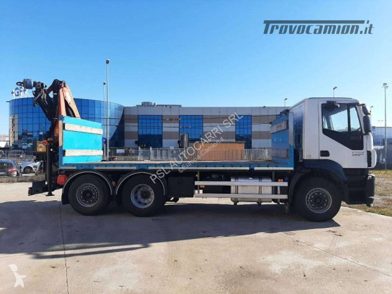 شاحنة Iveco AD 260S36 6x2