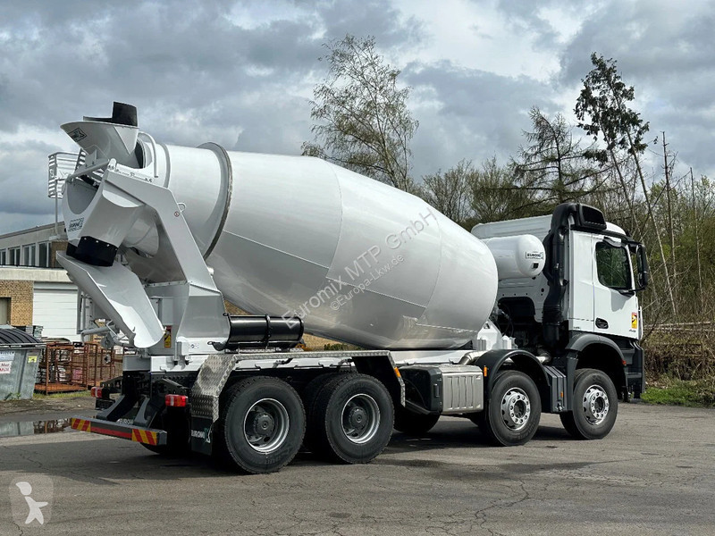 Betonárske zariadenie Mercedes 4145...