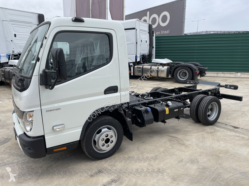 شاحنة Mitsubishi Fuso  3C13   2800