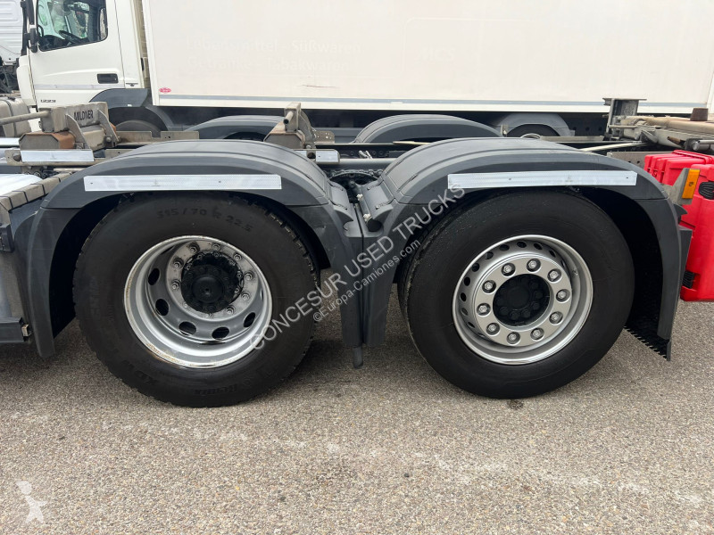 شاحنة Mercedes  2553 L BDF