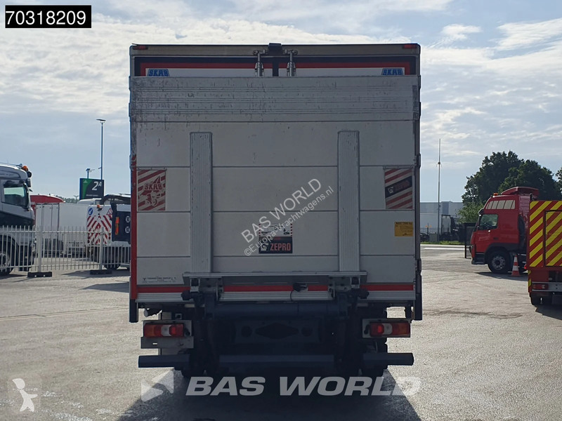 شاحنة Mercedes 1021 4X2 5,20m Box Frigoblock...