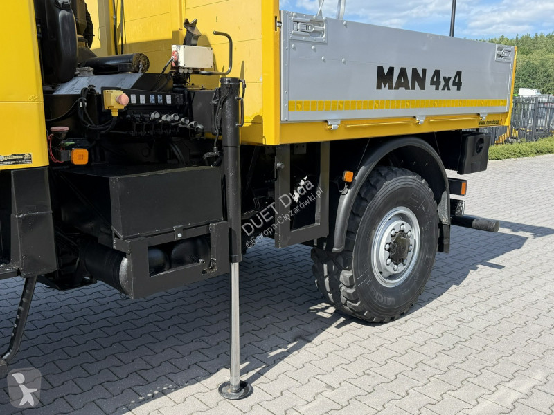 Camion MAN LE 180C 4x4 DOKA 4.6/180KM...