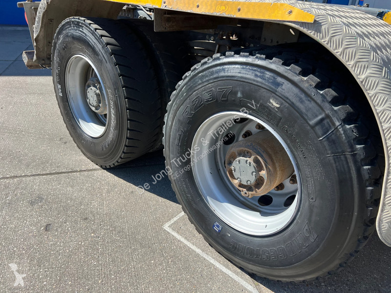 شاحنة Volvo 420 / 6x4 / Hookarm 20T / Hub...