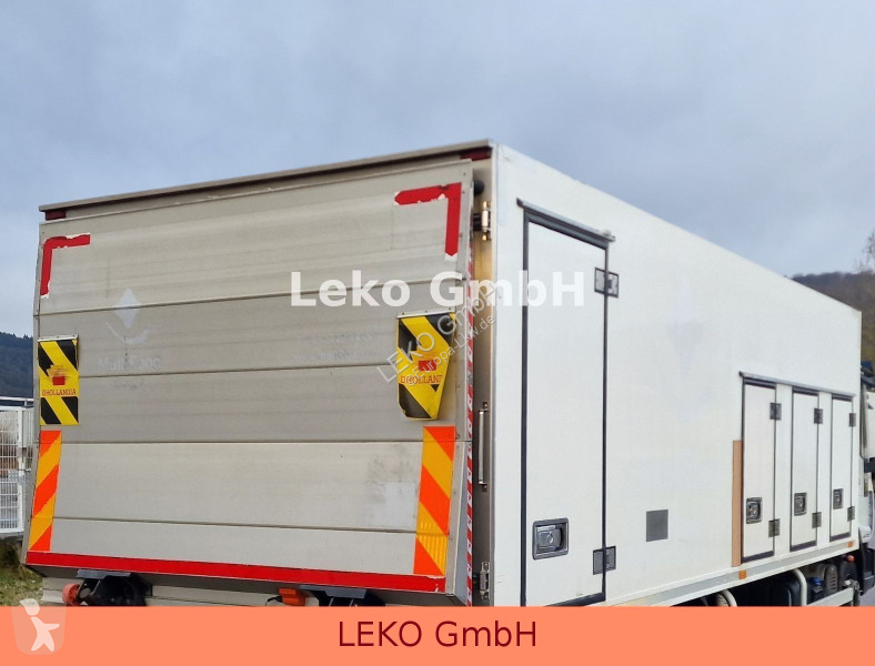 شاحنة Iveco Nur Kühlkoffer + Contanier Koffer +...