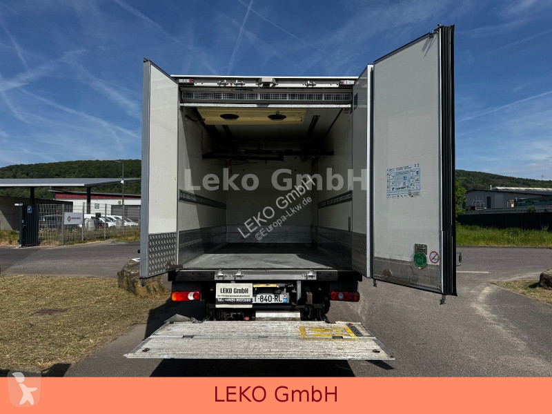 شاحنة Fuso Mit Carrier Sp 750Mt