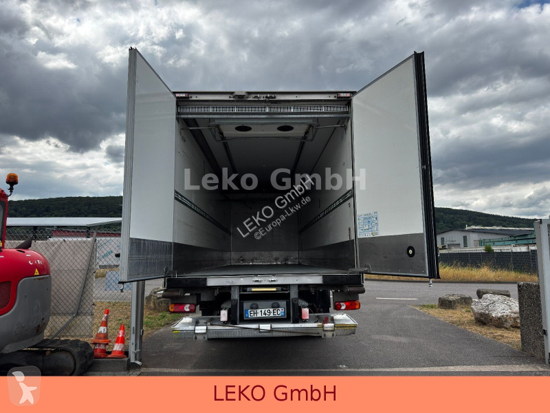 شاحنة Renault D  280.19 Mit Carrier Sp 1150Mt