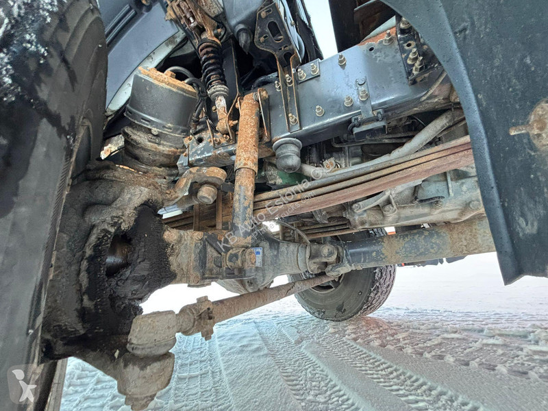 شاحنة Volvo FM 300 6x6 FOR SALE AS CHASSIS / OY...
