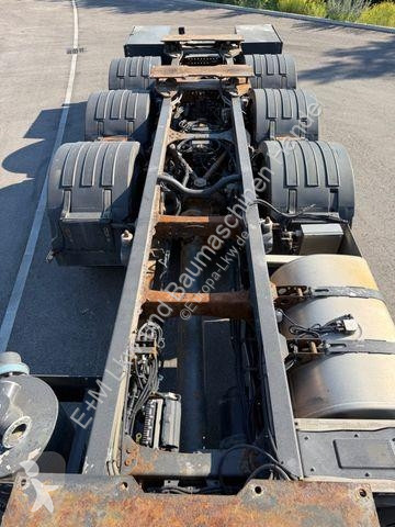 Camion Volvo FAHRGEESTELL