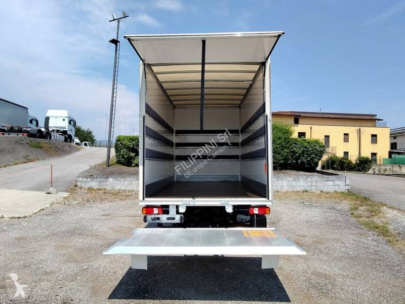شاحنة Iveco