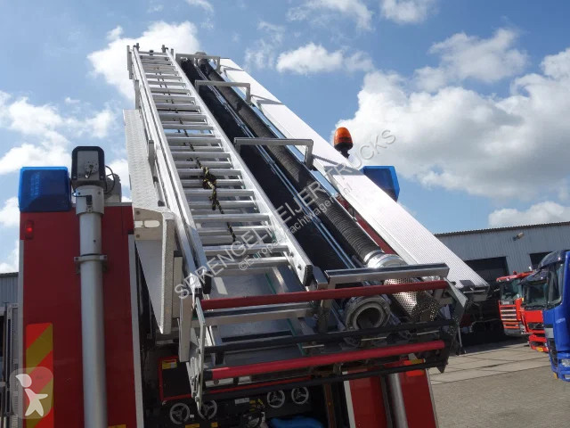 شاحنة Volvo FL