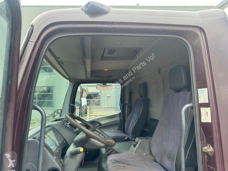 شاحنة Mercedes 815 EURO 2 MANUAL / STEEL...