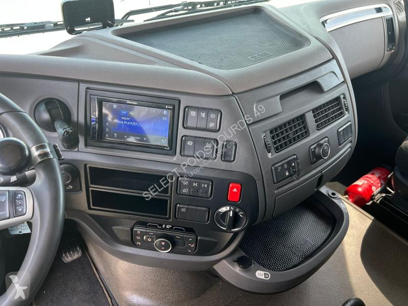 Camion DAF 530
