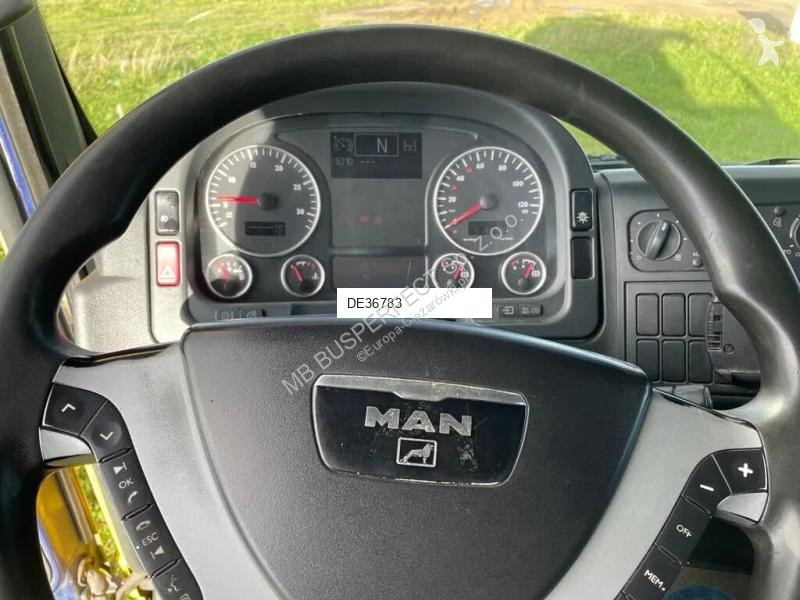 Vrachtwagen MAN TGM 18.330