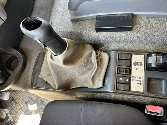شاحنة Renault CARB LEG MAGYAR 19000 L 5 CPTM...