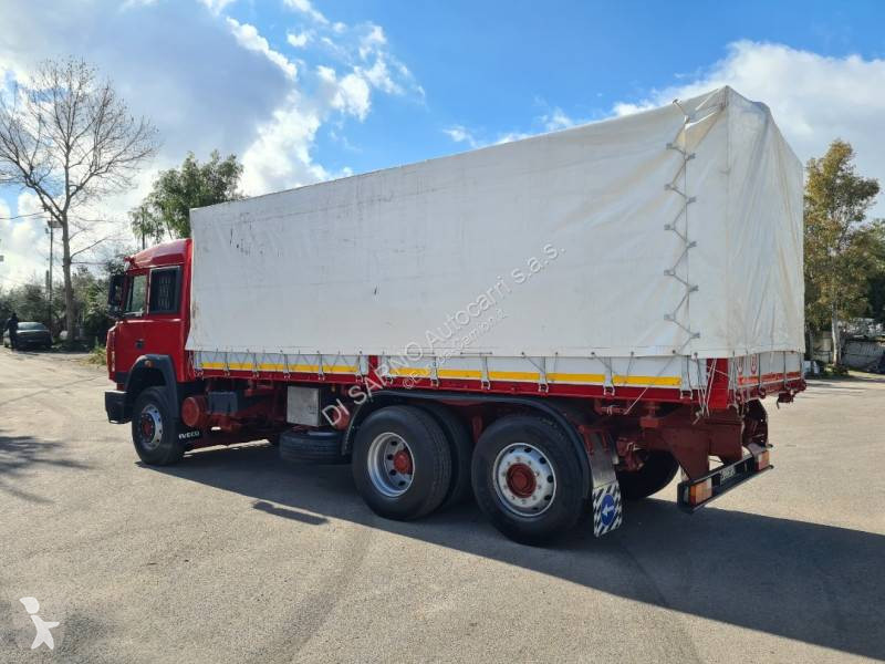 شاحنة Iveco