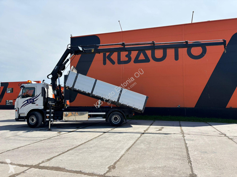 شاحنة Volvo 300 4x2 HIAB 144ES-4 / BOX L=5518 mm
