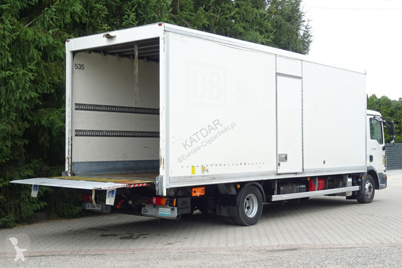 شاحنة MAN TGL 12.220 Euro 6 kontener 18p 423...