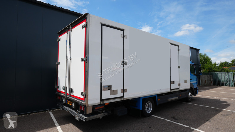 شاحنة Mercedes 1224 frigo truck meat hooksystem...