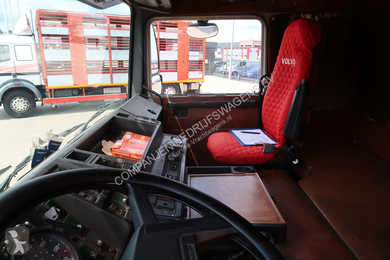 شاحنة Volvo F 12.360 F 12.360 6x2