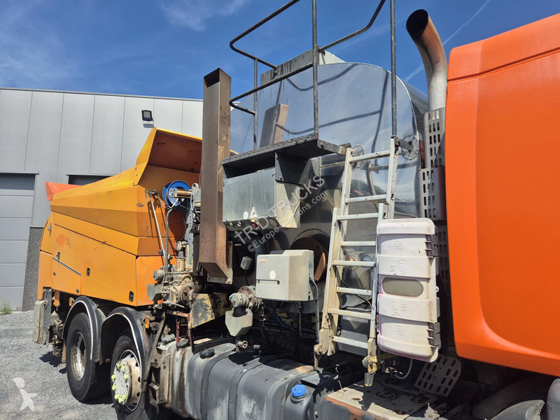شاحنة Renault 440 PATA - SECMAIR CHIPSEALER 440...