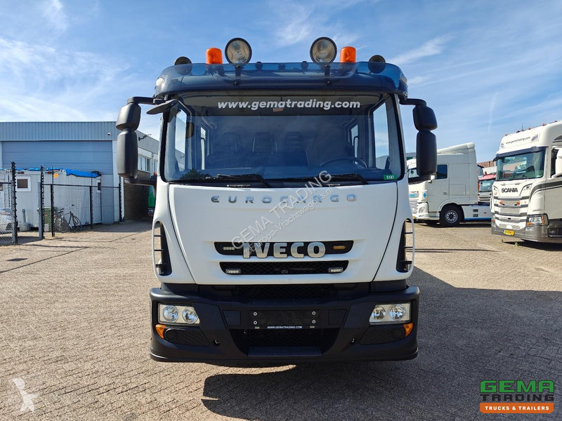 شاحنة Iveco 140E25 EuroCargo 4x2 Double Cab...